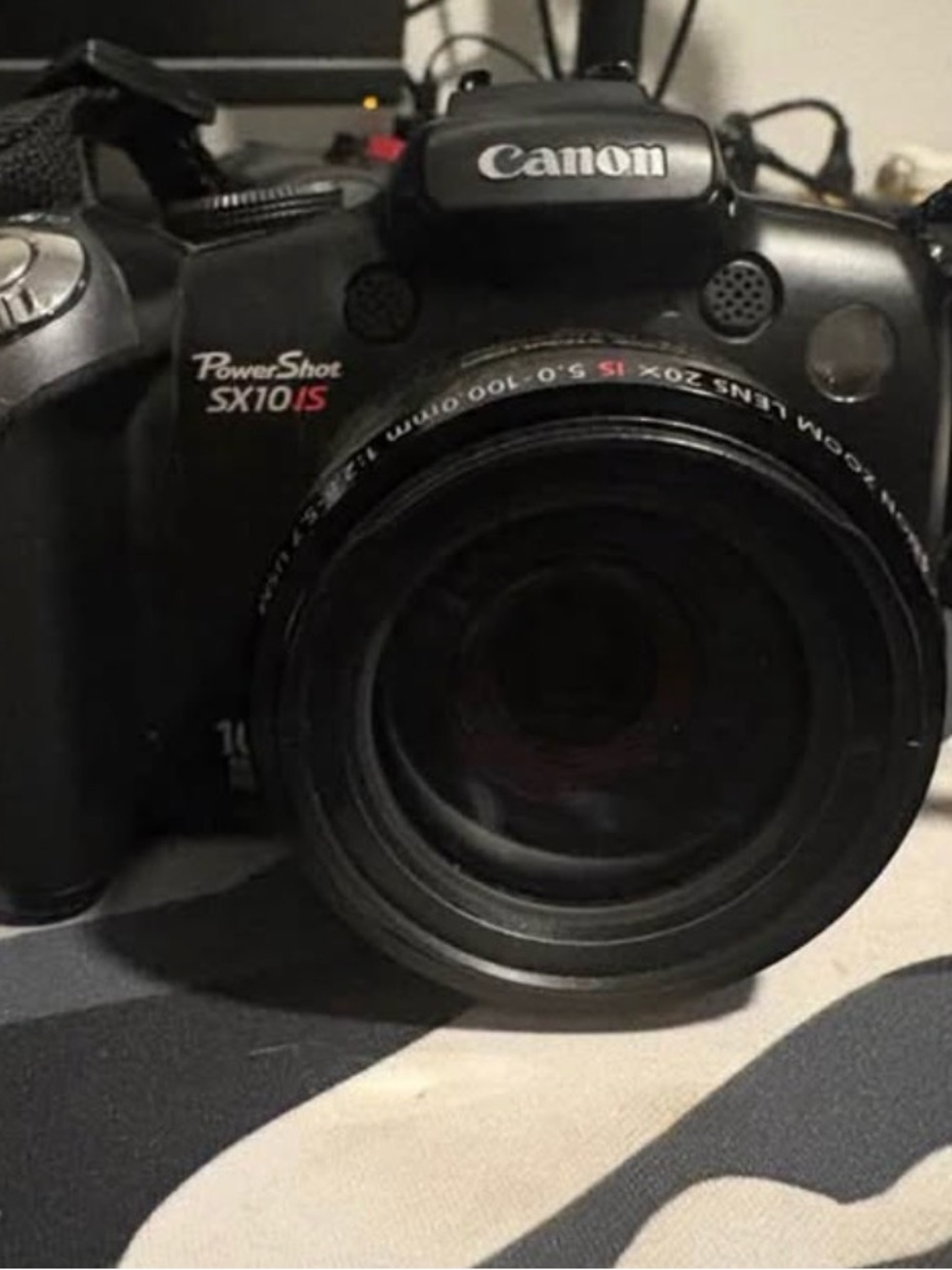 Canon PowerShot SX10 IS Black Compact Bridge Camera Body